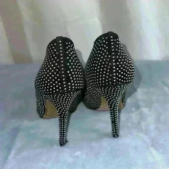 Jimmy Choo - Picture 2 of 5